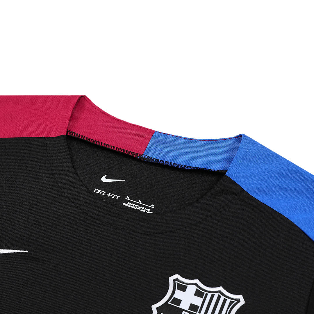 Nogometni komplet Barcelona pred tekmo (majica + kratke hlače) 2024/25