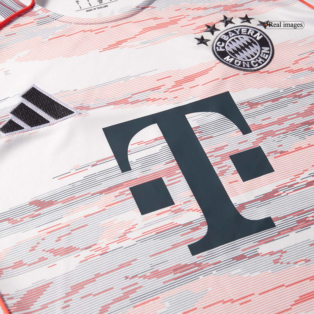 Bayern Munich Komplet Gostujoči 2025/26