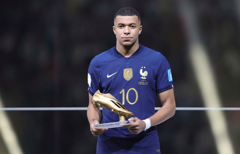 MBAPPÉ