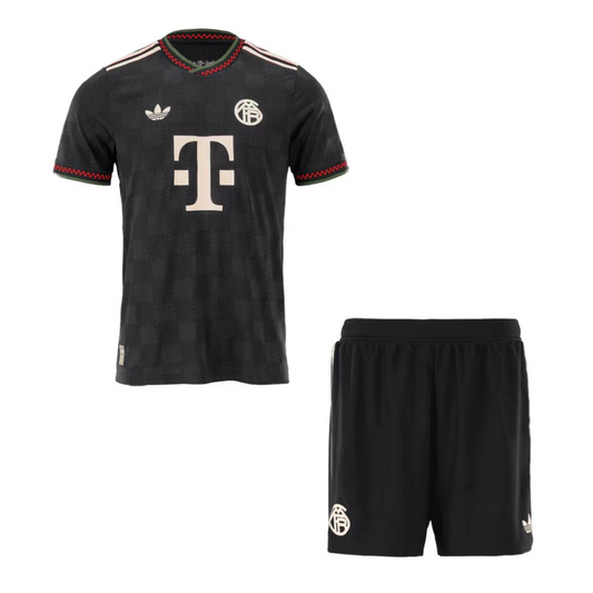 Tretji nogometni dres Bayerna iz Münchna za sezono 2025/26