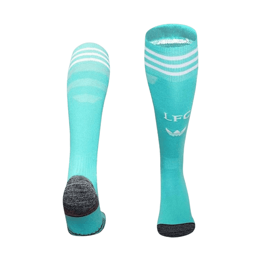 otrok Liverpool 25/26 Bayern München Tretji Zelena